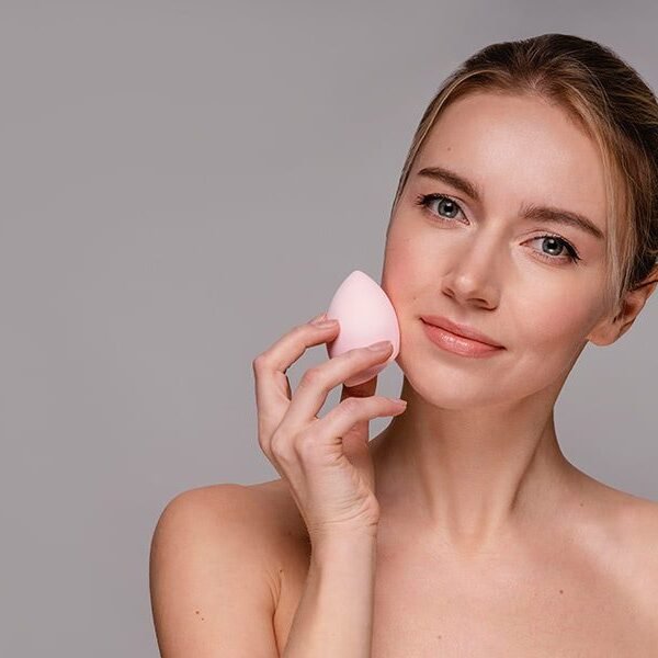 Your First Look At Rare Beauty’s First-Ever Mascara m20 post 2 600x600